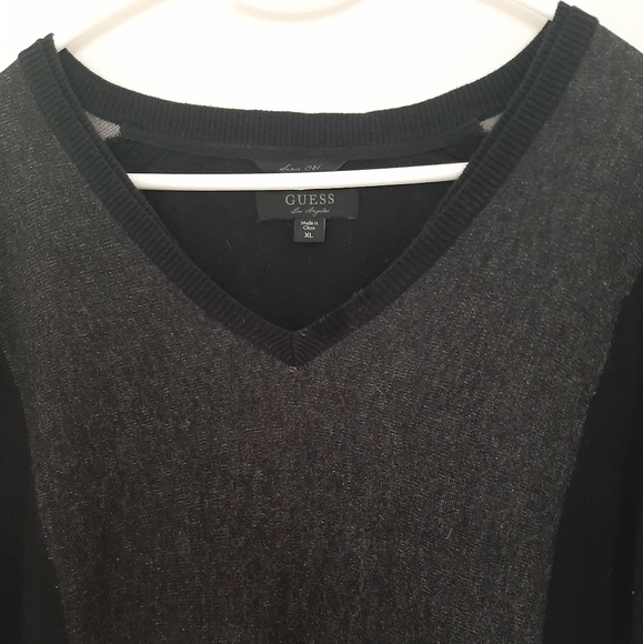 Black and Gray Guess XL mens Sweater - Picture 4 of 11
